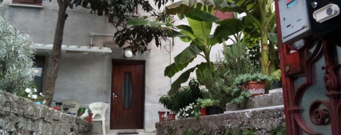 Casa Vacanze Poison Trieste Bagian luar foto